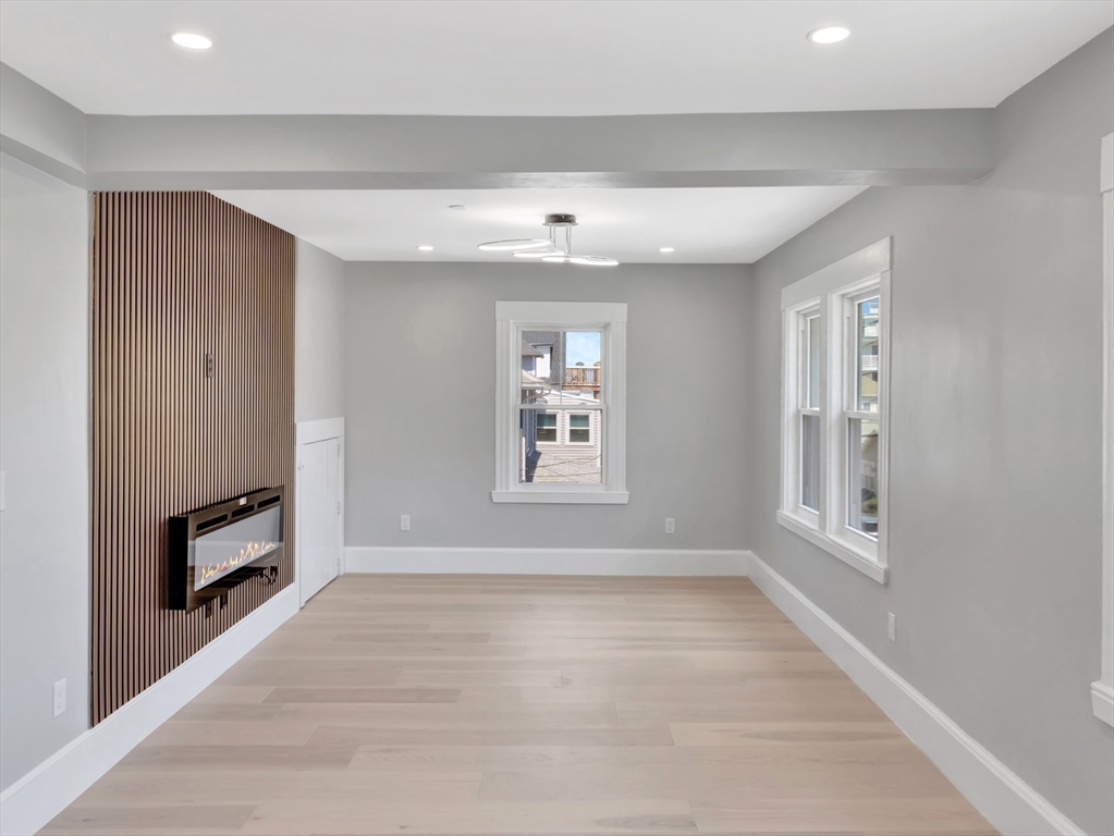 22 Berkley Road, Unit B Hull, MA 02045 - Photo 13 of 35