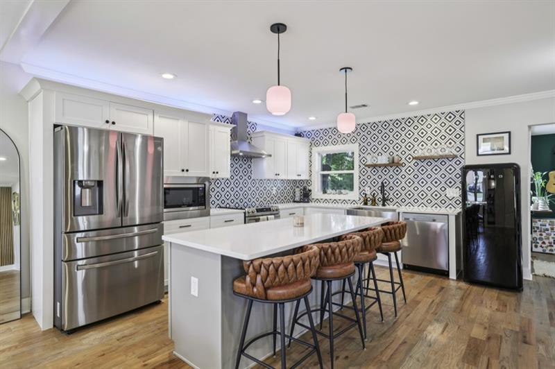 1702 Valencia Road Decatur, GA 30032 - Photo 2 of 27