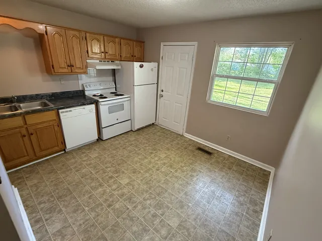 $467,500 | 409 East Moore Street, Tullahoma, TN 37388