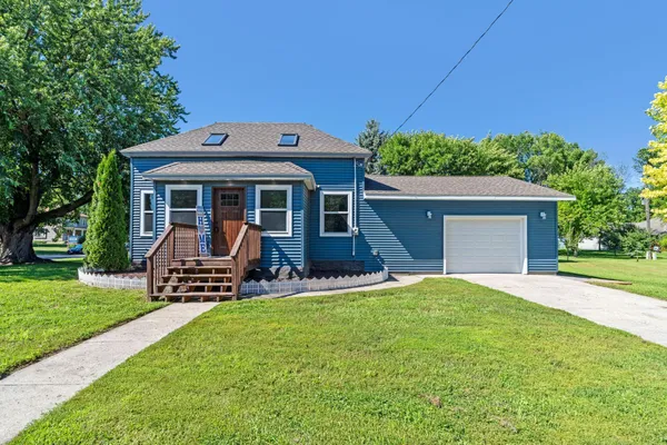 $324,900 | 451 Birch Avenue West, Hector, MN 55342
