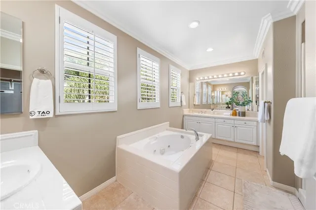 $2,090,000 | 23 Vacaville, Irvine, CA 92602