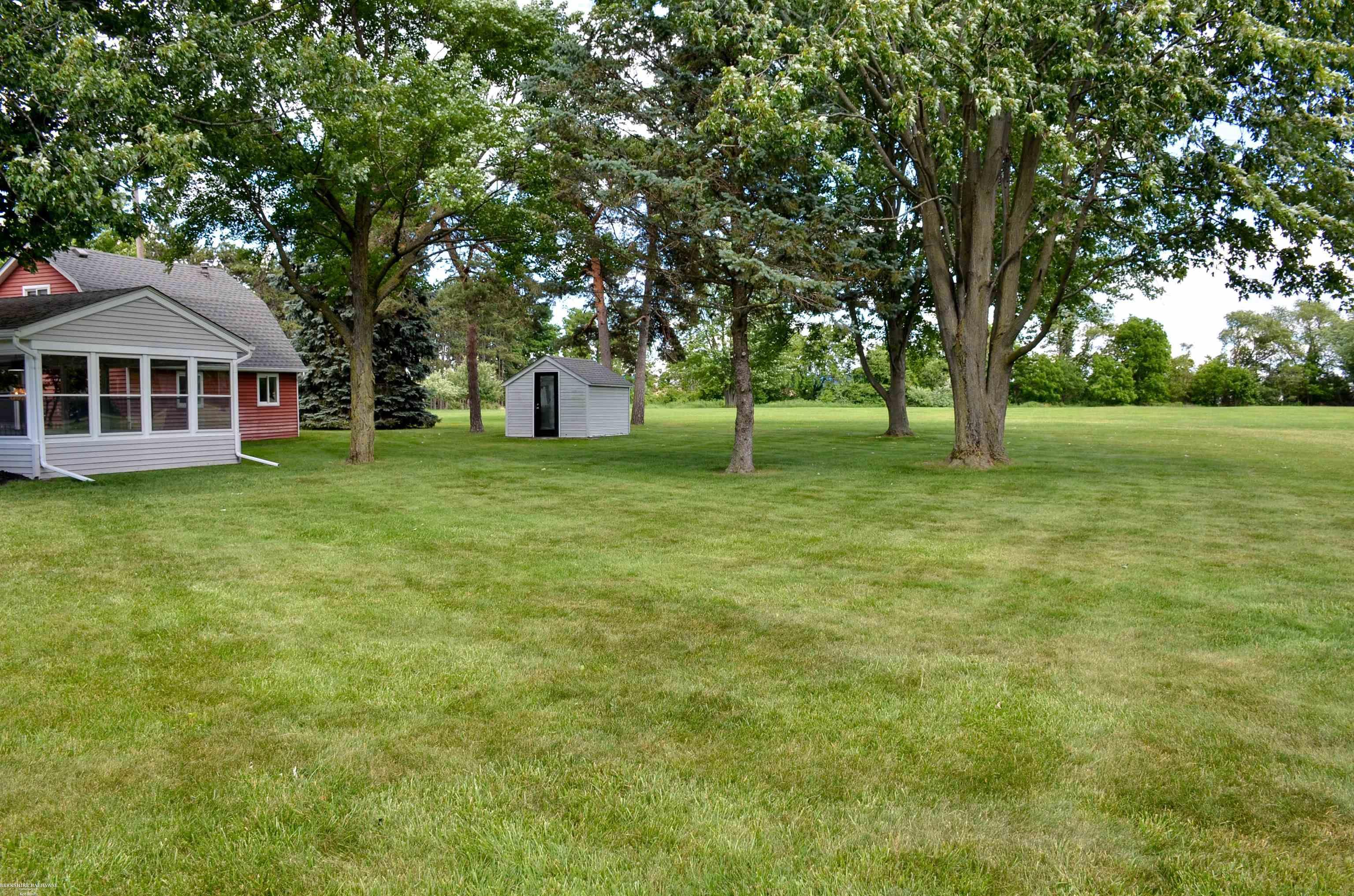 50400 Fairchild Road New Baltimore, MI 48051 - Photo 32 of 36
