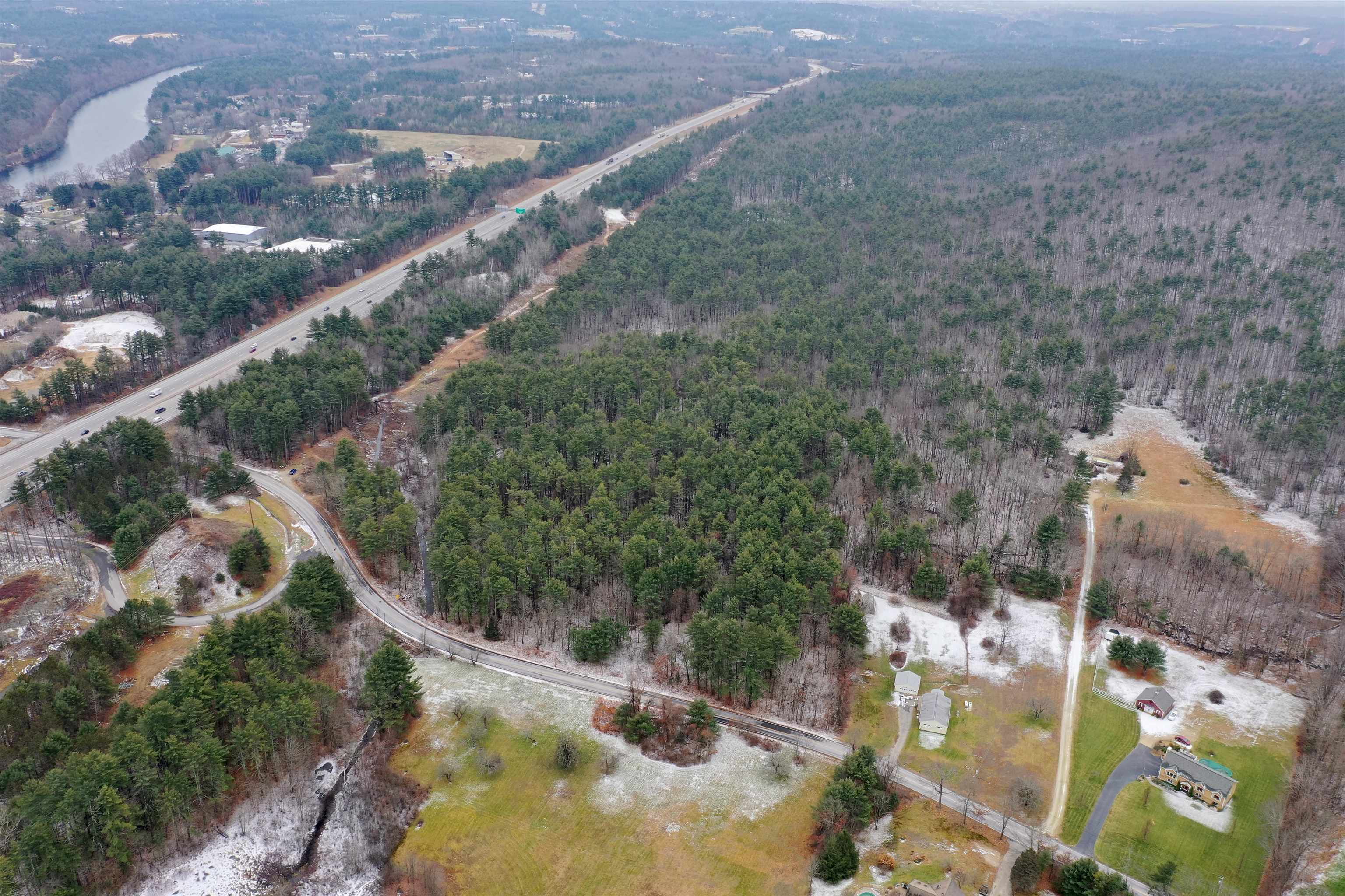 28 Cross Road Hooksett, NH 03106 - Photo 8 of 29