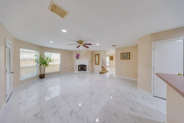 $2,000 | 6515 Autumn Thistle Drive, Katy, TX 77449