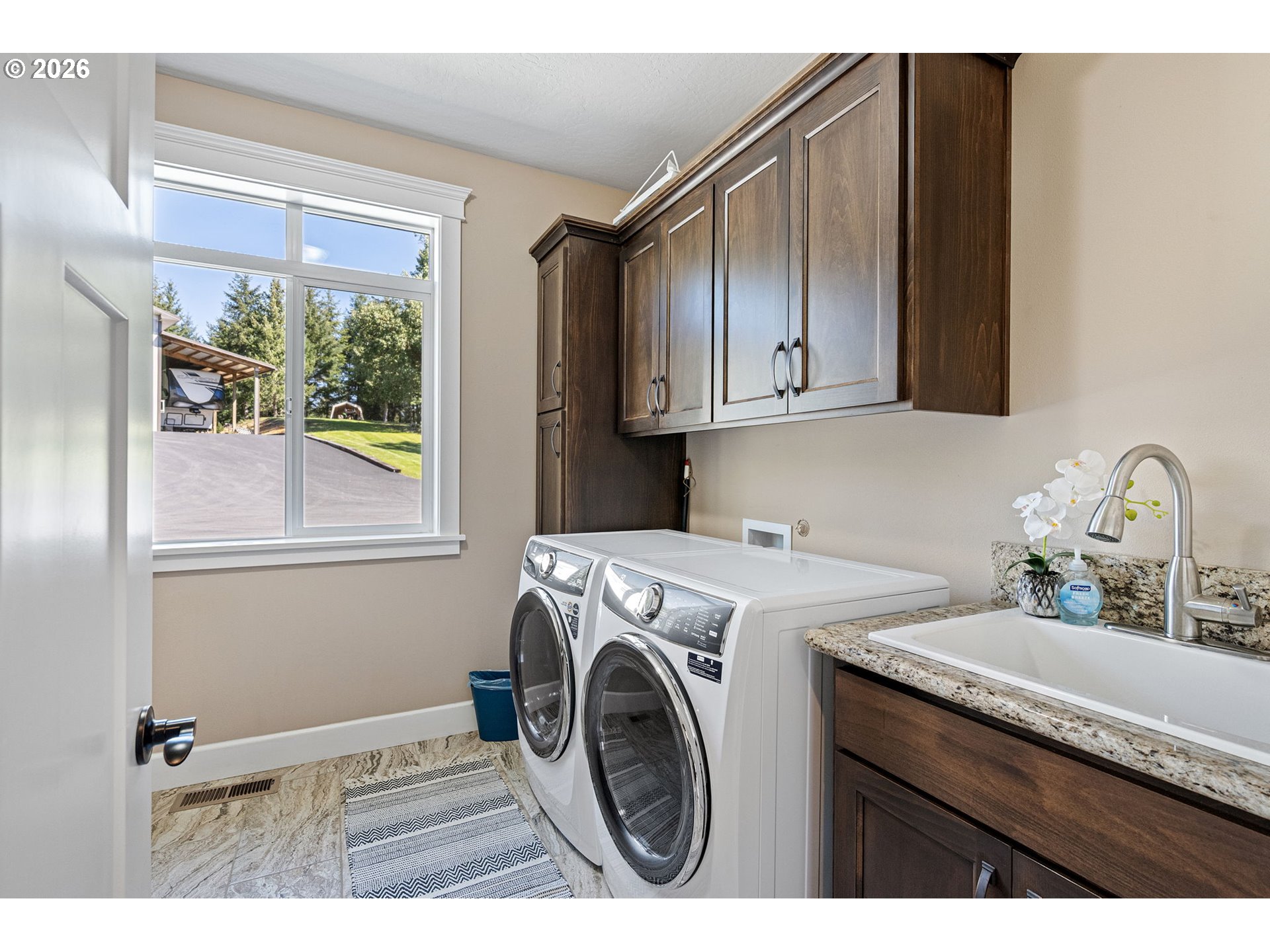 86404 Bailey Hill Road Eugene, OR 97405 - Photo 22 of 48