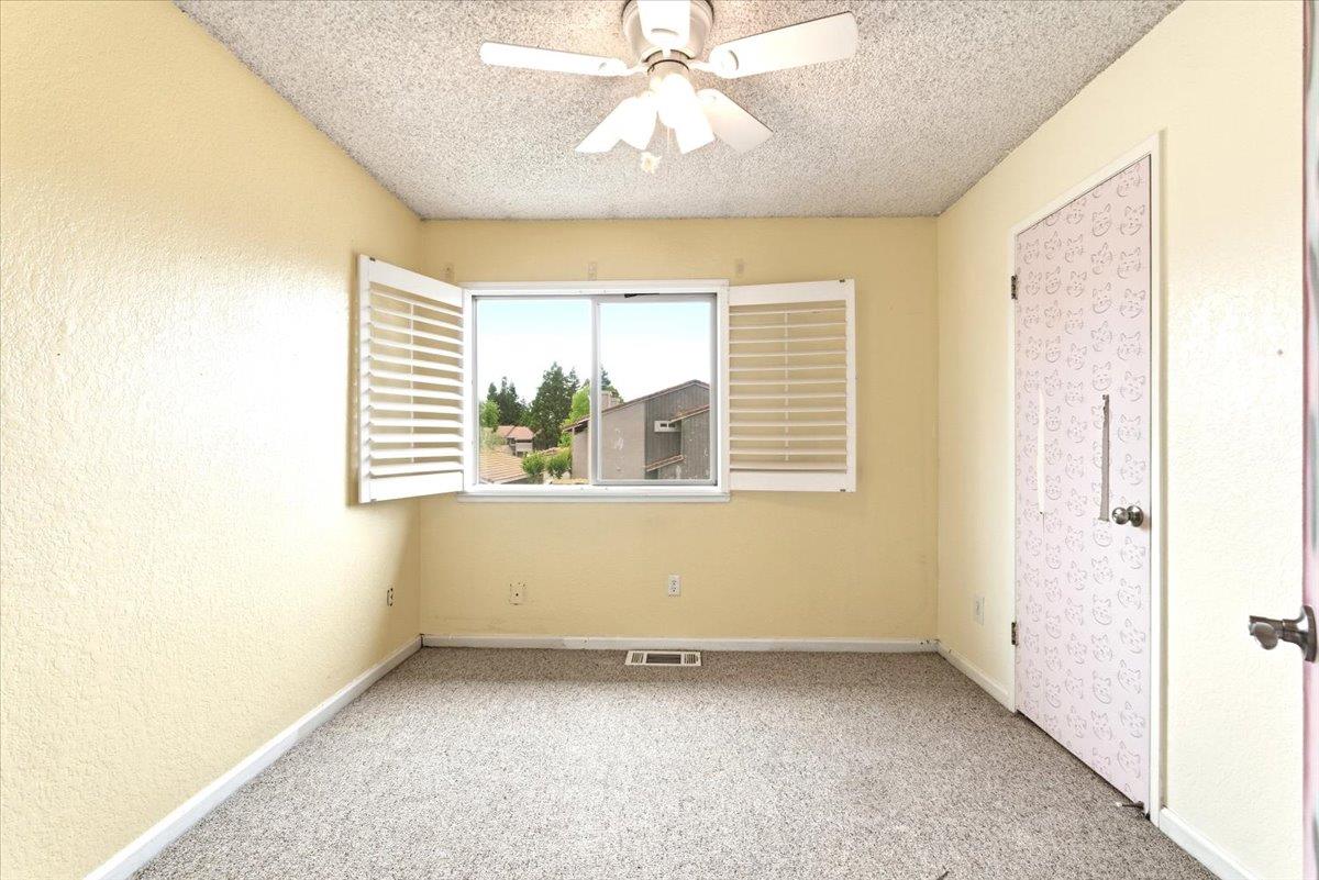 4085 Dale Road, Unit B Modesto, CA 95356 - Photo 21 of 27