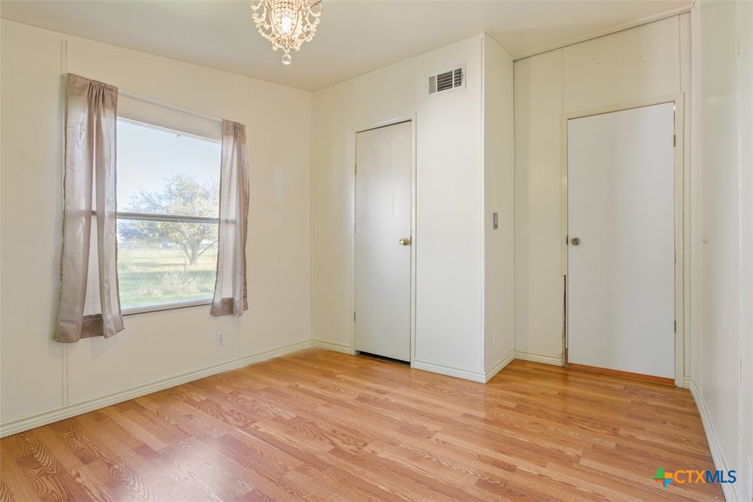 927 Alamo Road Cameron, TX 76520 - Photo 6 of 25