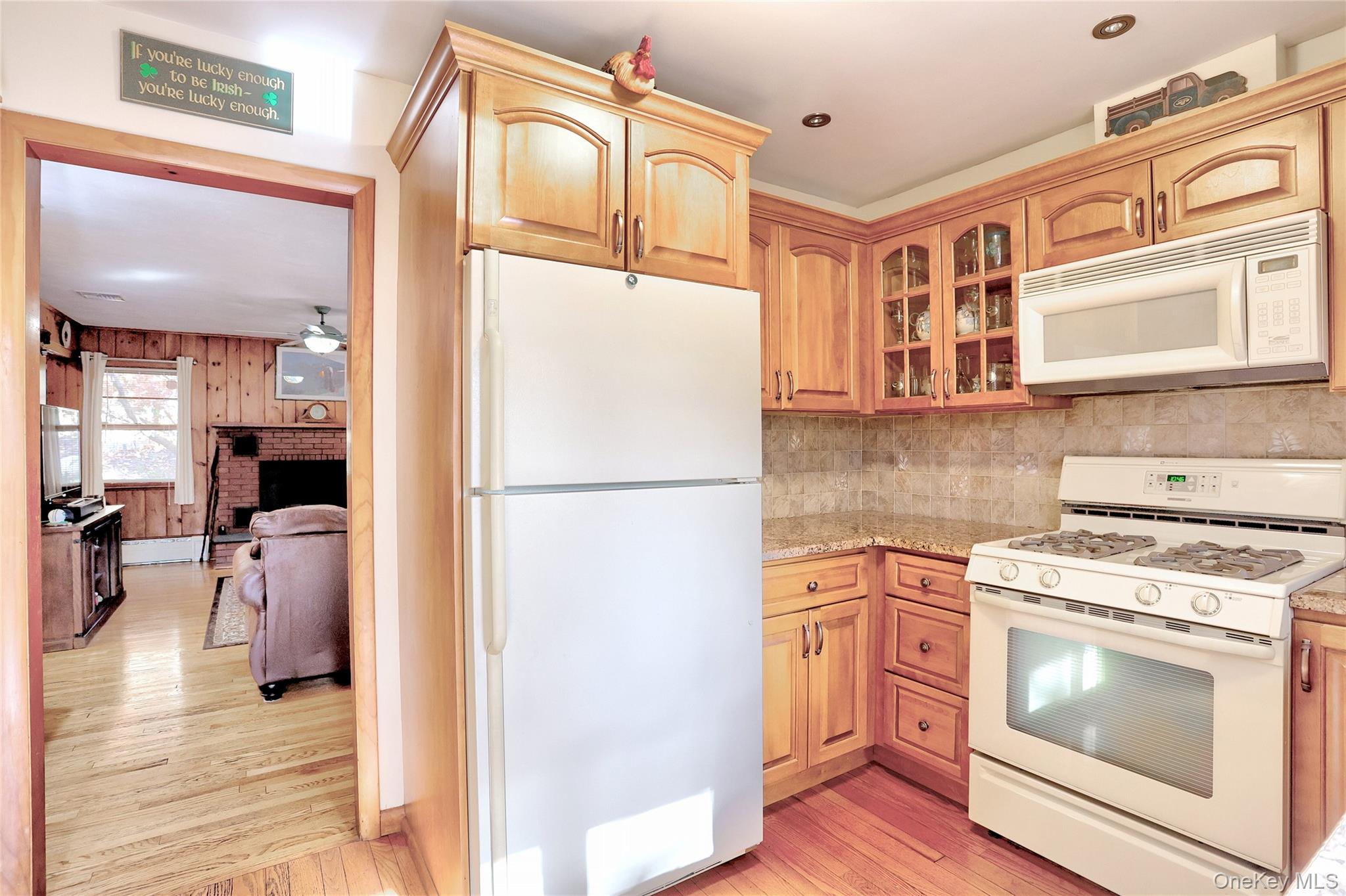 310 South Mountain Road New City, NY 10956 - Photo 11 of 27 a kitchen with a refrigerator and a stove