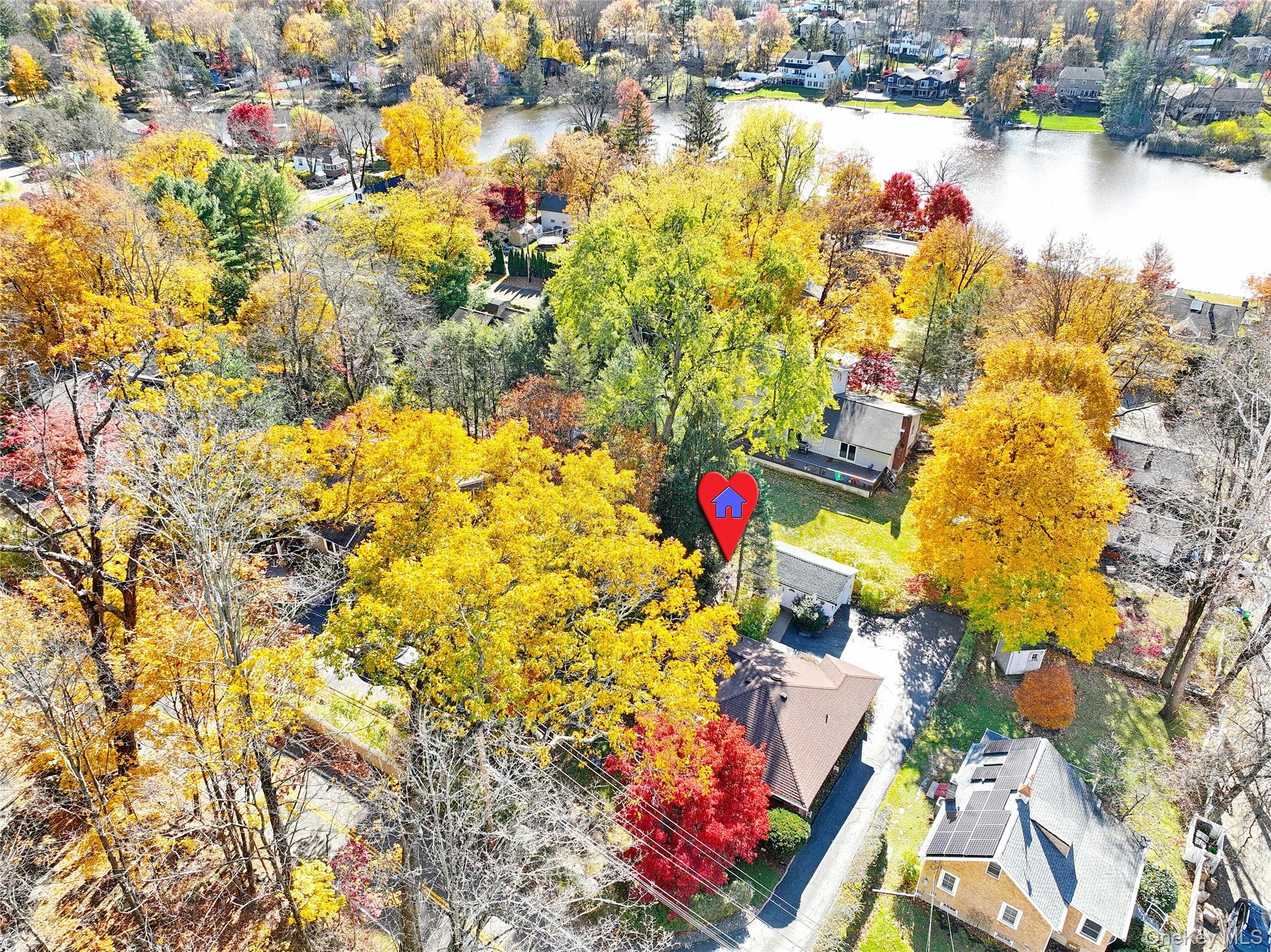 310 South Mountain Road New City, NY 10956 - Photo 23 of 27