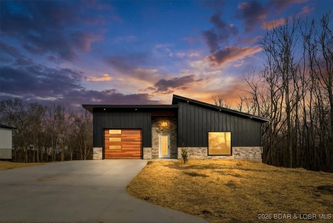 407 East Lafayette Street Versailles, MO 65084 - Photo 1 of 34