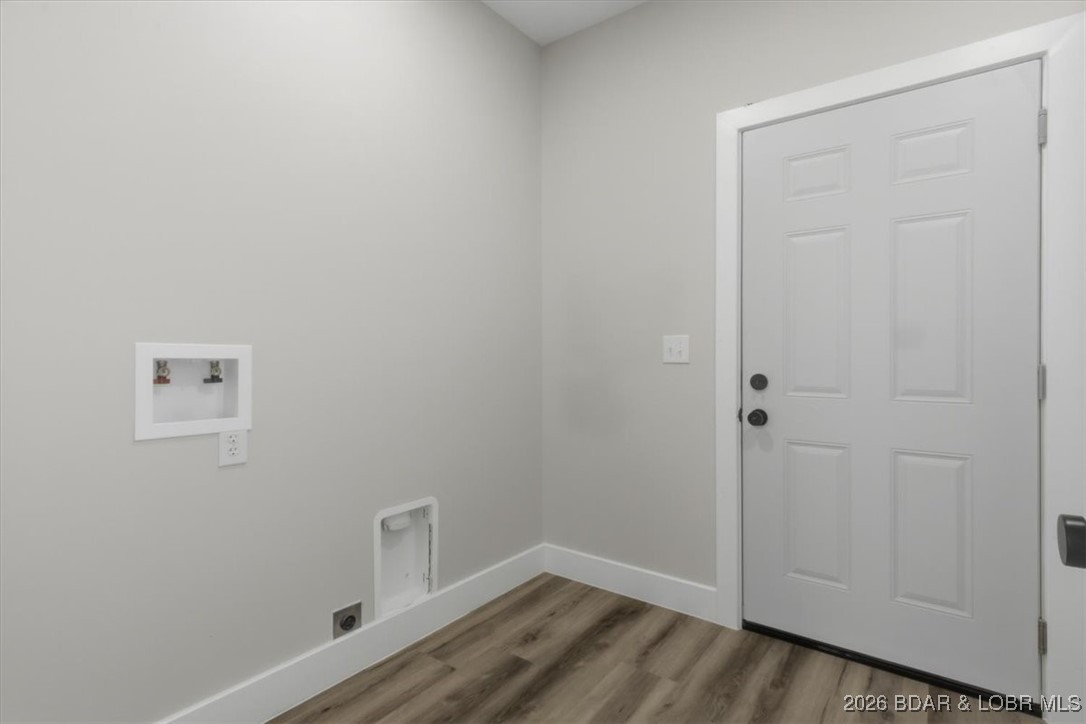 407 East Lafayette Street Versailles, MO 65084 - Photo 15 of 34