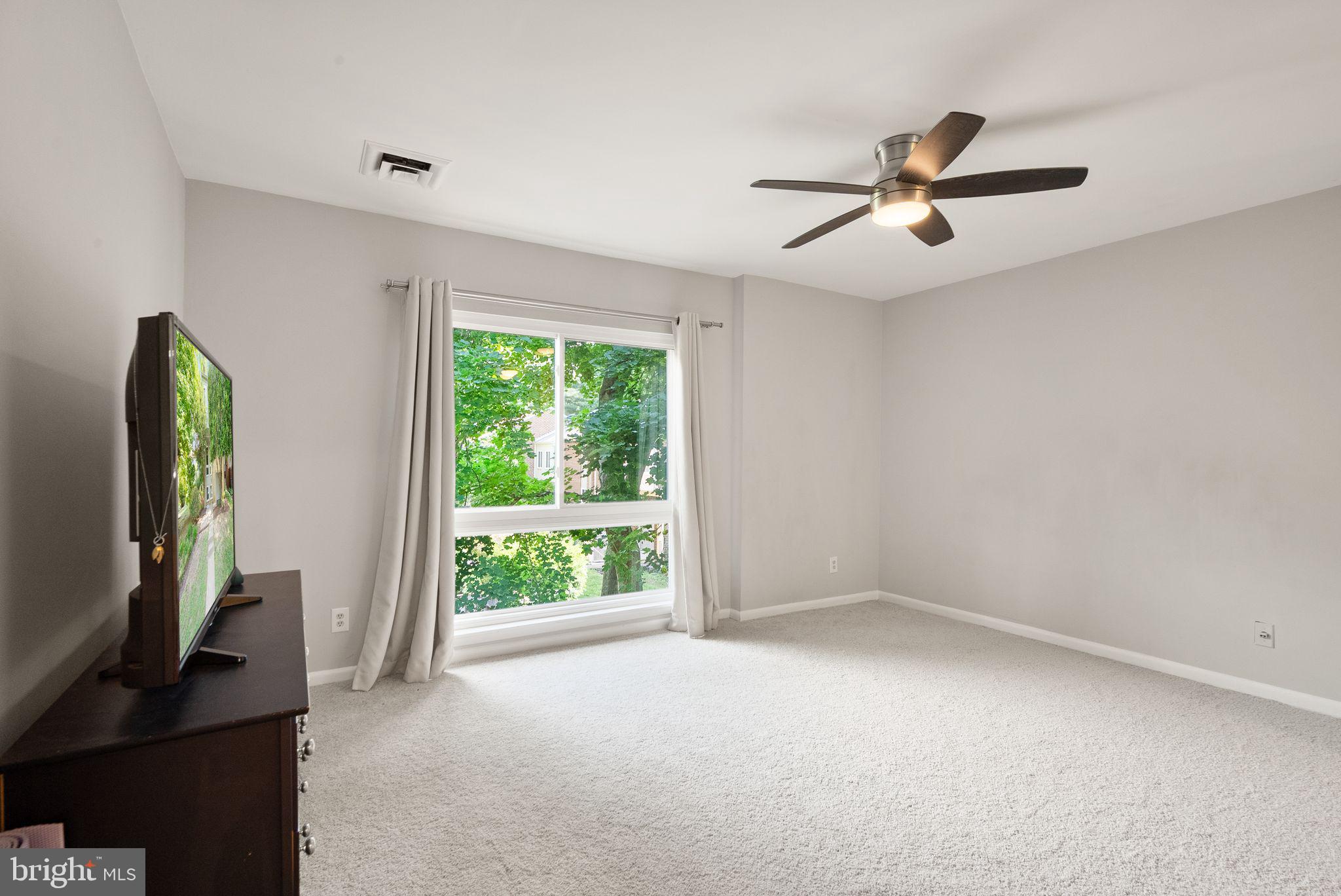 11041 Saffold Way Reston, VA 20190 - Photo 25 of 44 Primary Bedroom