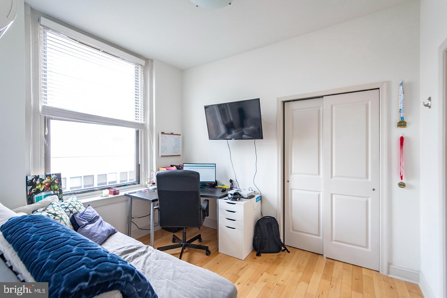 427 Monroe Street, Unit 202 Philadelphia, PA 19147 - Photo 8 of 14