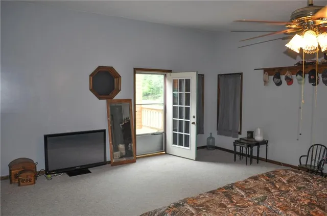 $639,900 | 331 Northeast Hebron Road, Maysville, MO 64469