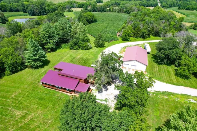 $639,900 | 331 Northeast Hebron Road, Maysville, MO 64469