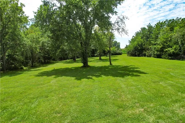 $639,900 | 331 Northeast Hebron Road, Maysville, MO 64469