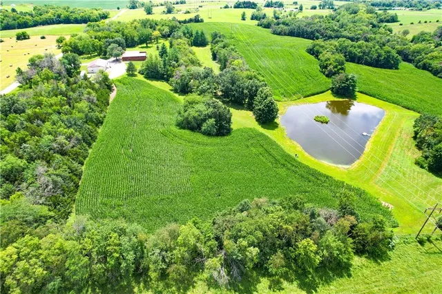 $639,900 | 331 Northeast Hebron Road, Maysville, MO 64469