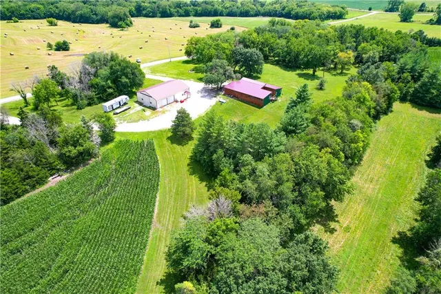 $639,900 | 331 Northeast Hebron Road, Maysville, MO 64469
