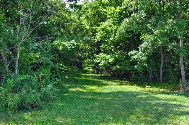 $639,900 | 331 Northeast Hebron Road, Maysville, MO 64469