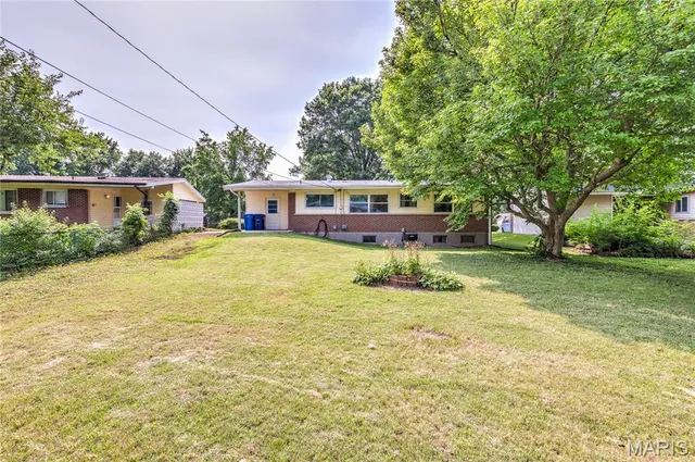 $199,000 | 1420 Nashua Drive, Florissant, MO 63033