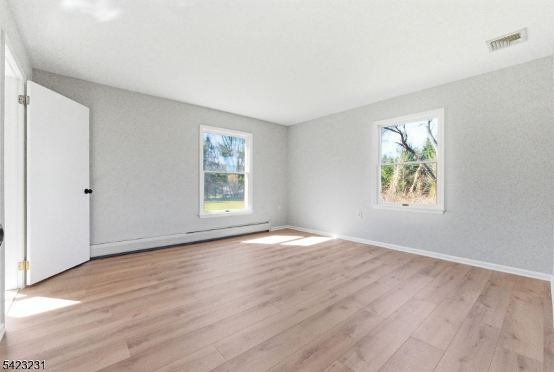 193 Bryans Road Hampton, NJ 08827 - Photo 13 of 33