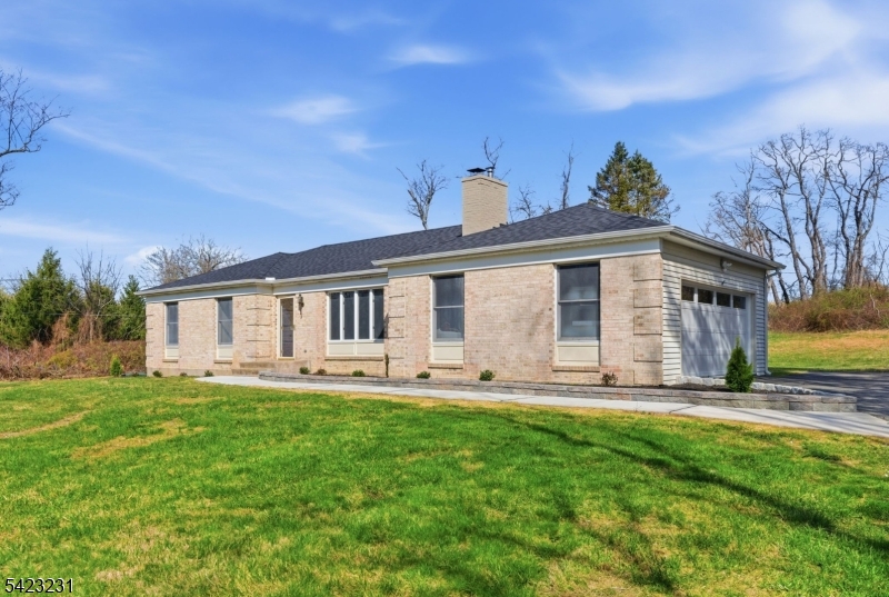 193 Bryans Road Hampton, NJ 08827 - Photo 4 of 33