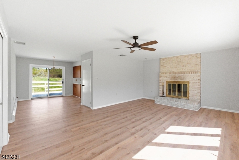 193 Bryans Road Hampton, NJ 08827 - Photo 7 of 33