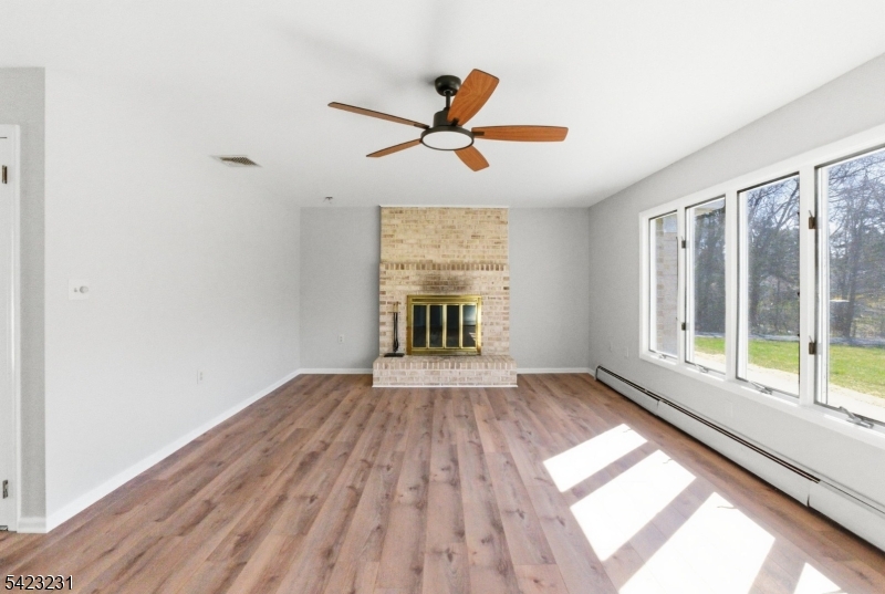 193 Bryans Road Hampton, NJ 08827 - Photo 8 of 33