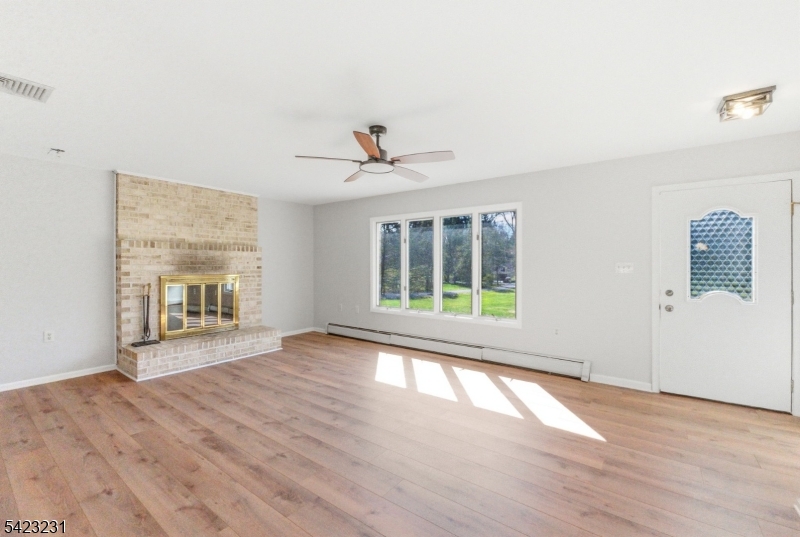 193 Bryans Road Hampton, NJ 08827 - Photo 9 of 33