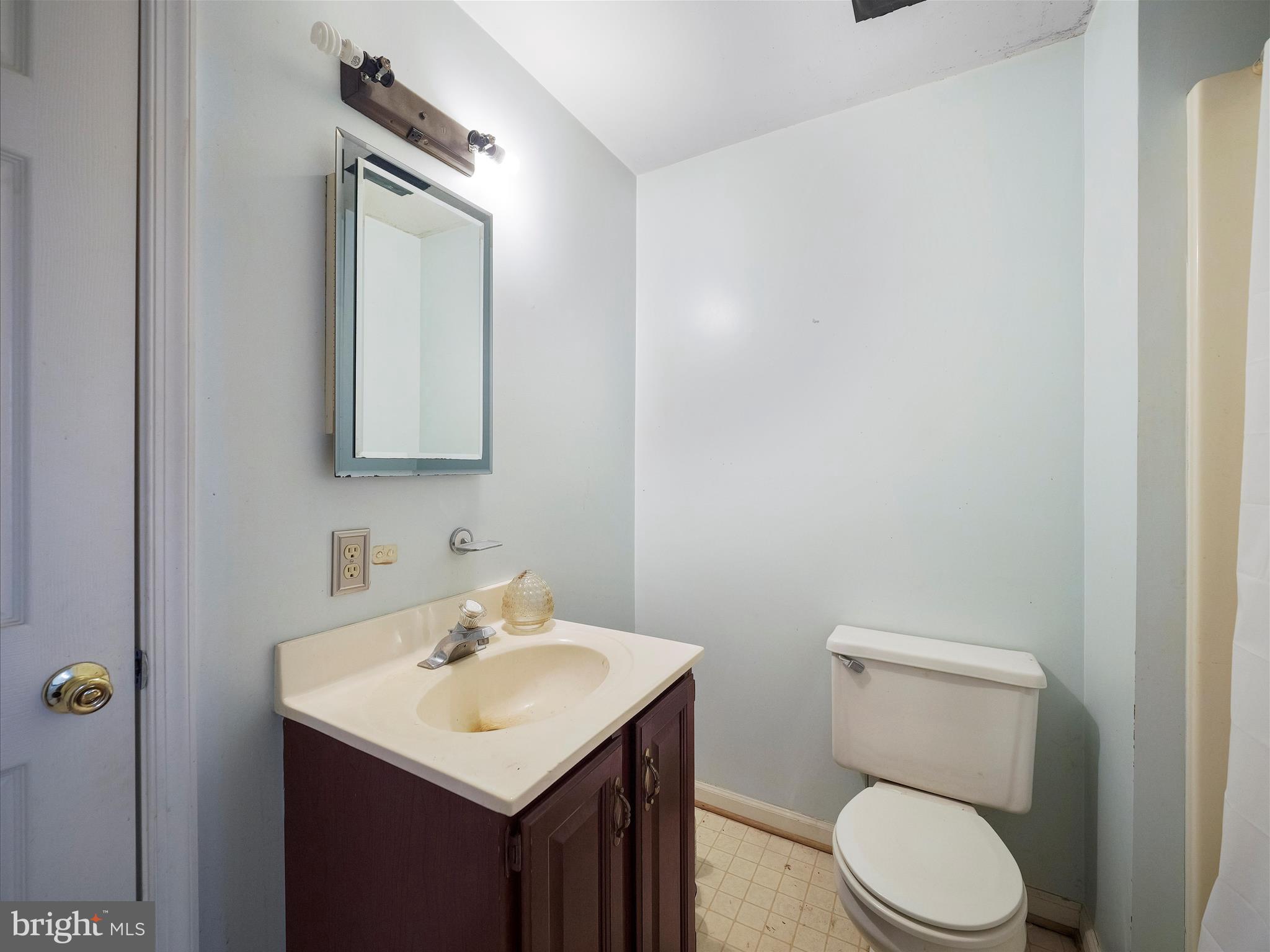 5519 Rice Hollow Road Greencastle, PA 17225 - Photo 30 of 37 Bathroom in basement