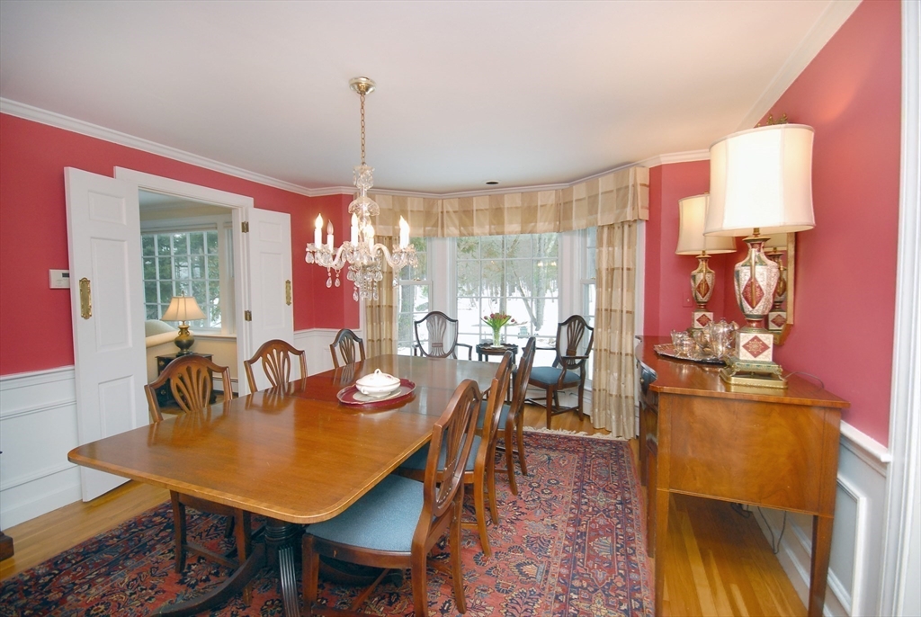 316 Lindsay Pond Road Concord, MA 01742 - Photo 9 of 42