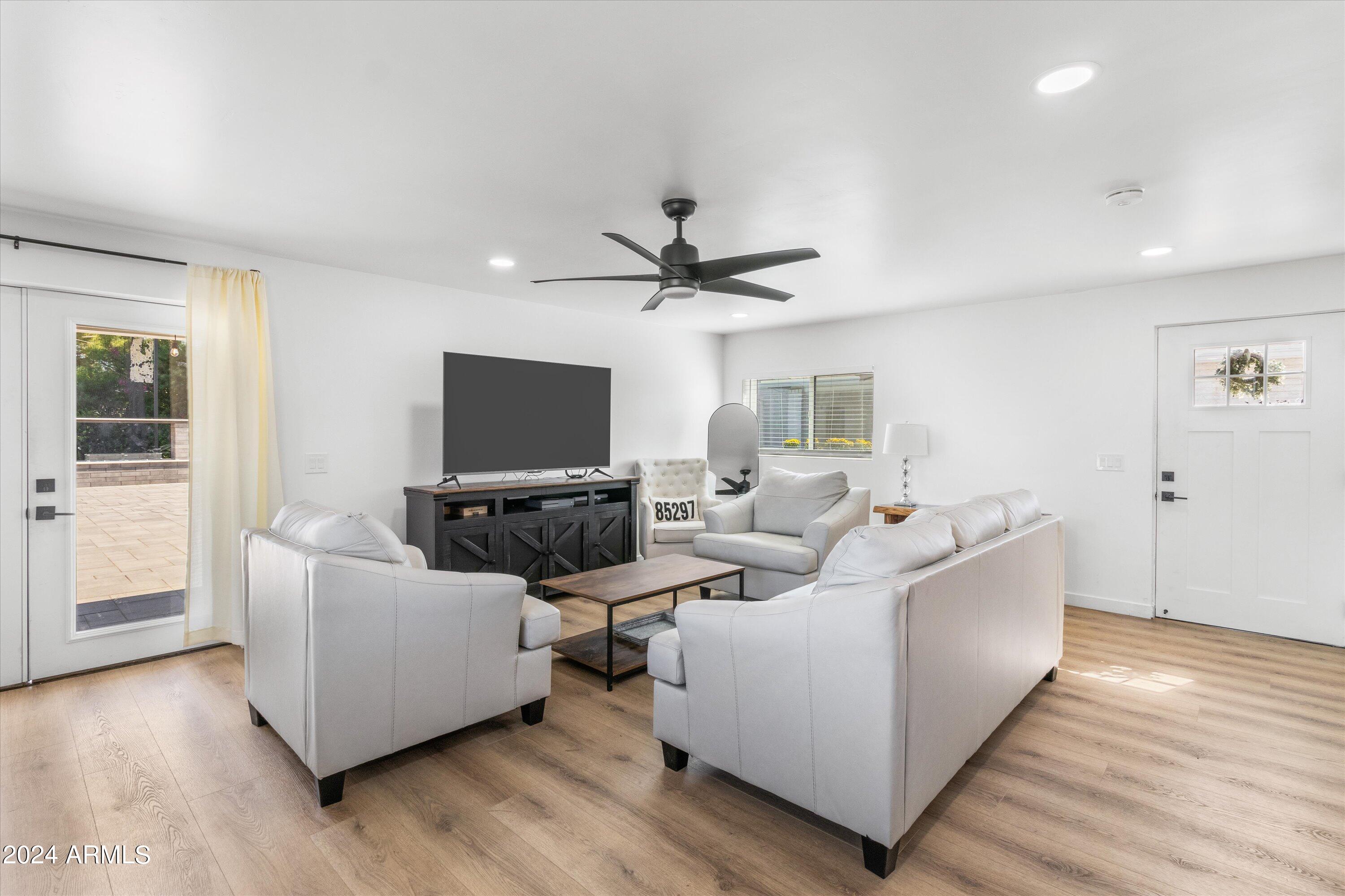 2216 East Willis Road Gilbert, AZ 85297 - Photo 15 of 50 450 sq ft casita