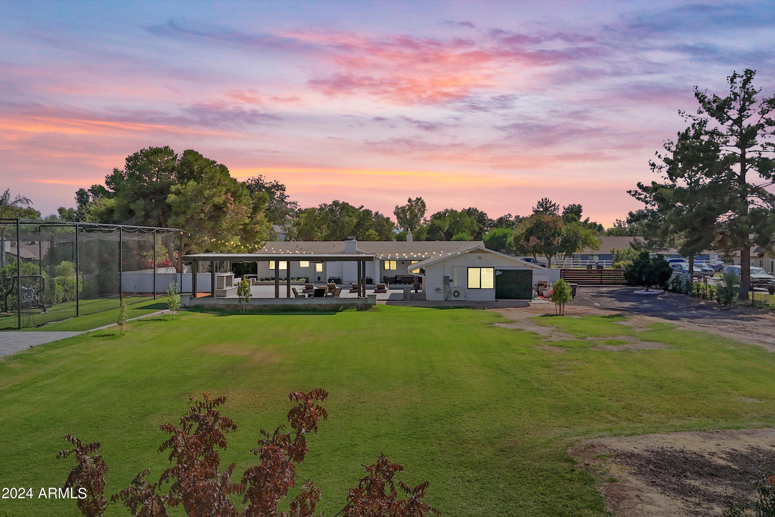 2216 East Willis Road Gilbert, AZ 85297 - Photo 3 of 50 Stunning sunsets