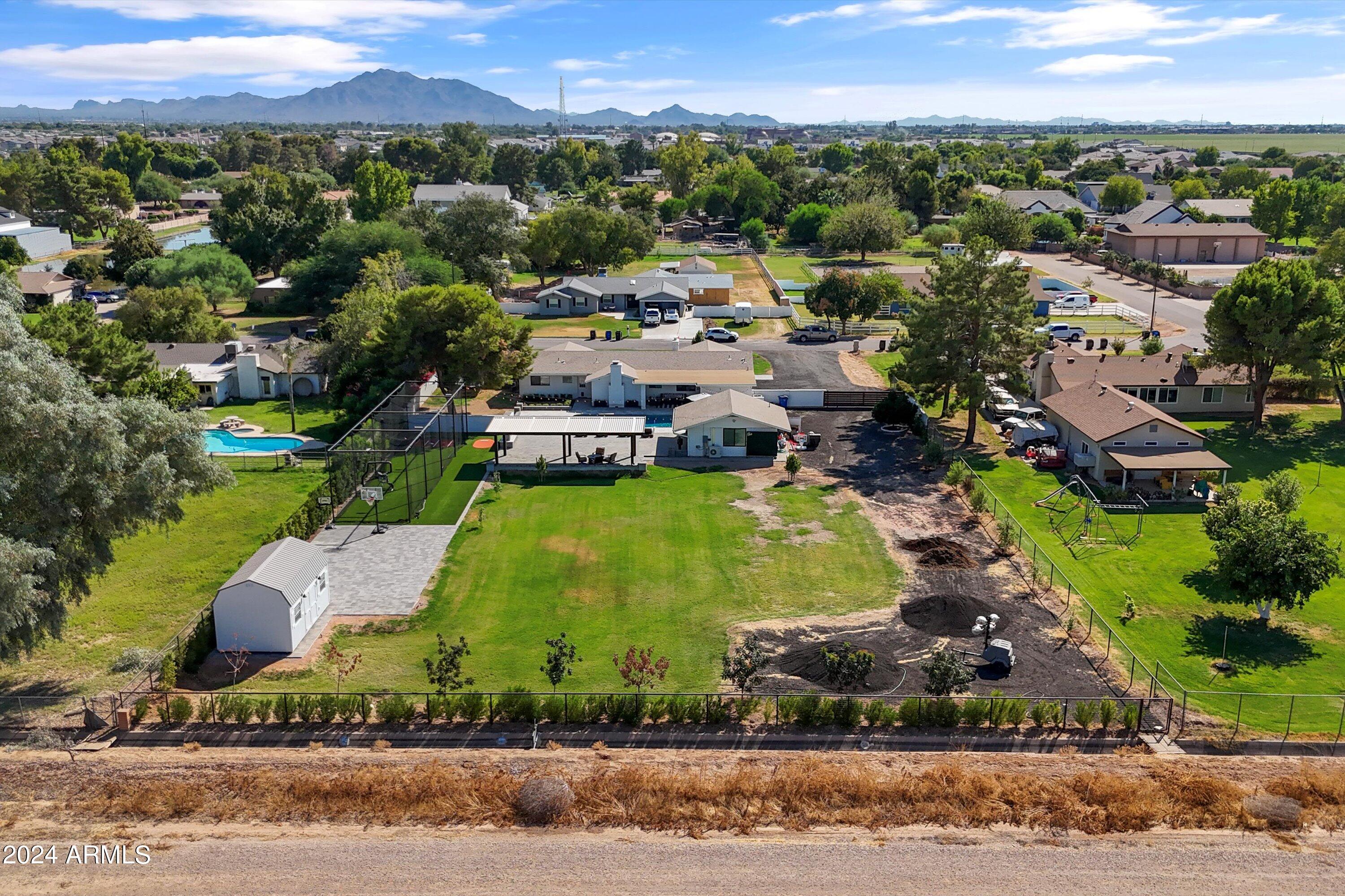 2216 East Willis Road Gilbert, AZ 85297 - Photo 8 of 50 Quite Country Living