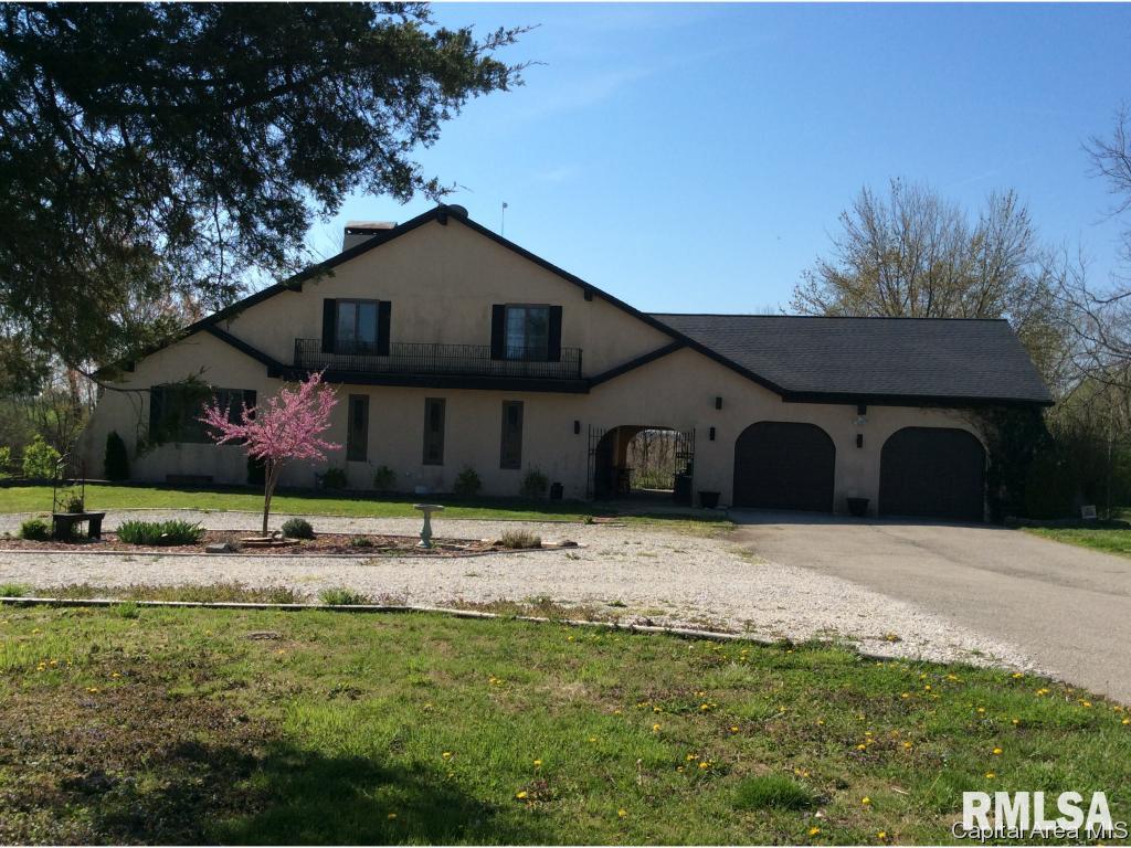 3890 Ostermeier Road Auburn, IL 62615 - Photo 1 of 36