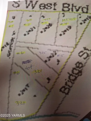 $549,000 | 321 W Boulevard South, Granger, WA 98932