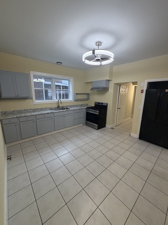 18-20 Fremont Street, Unit 1 Springfield, MA 01105 - Photo 6 of 14