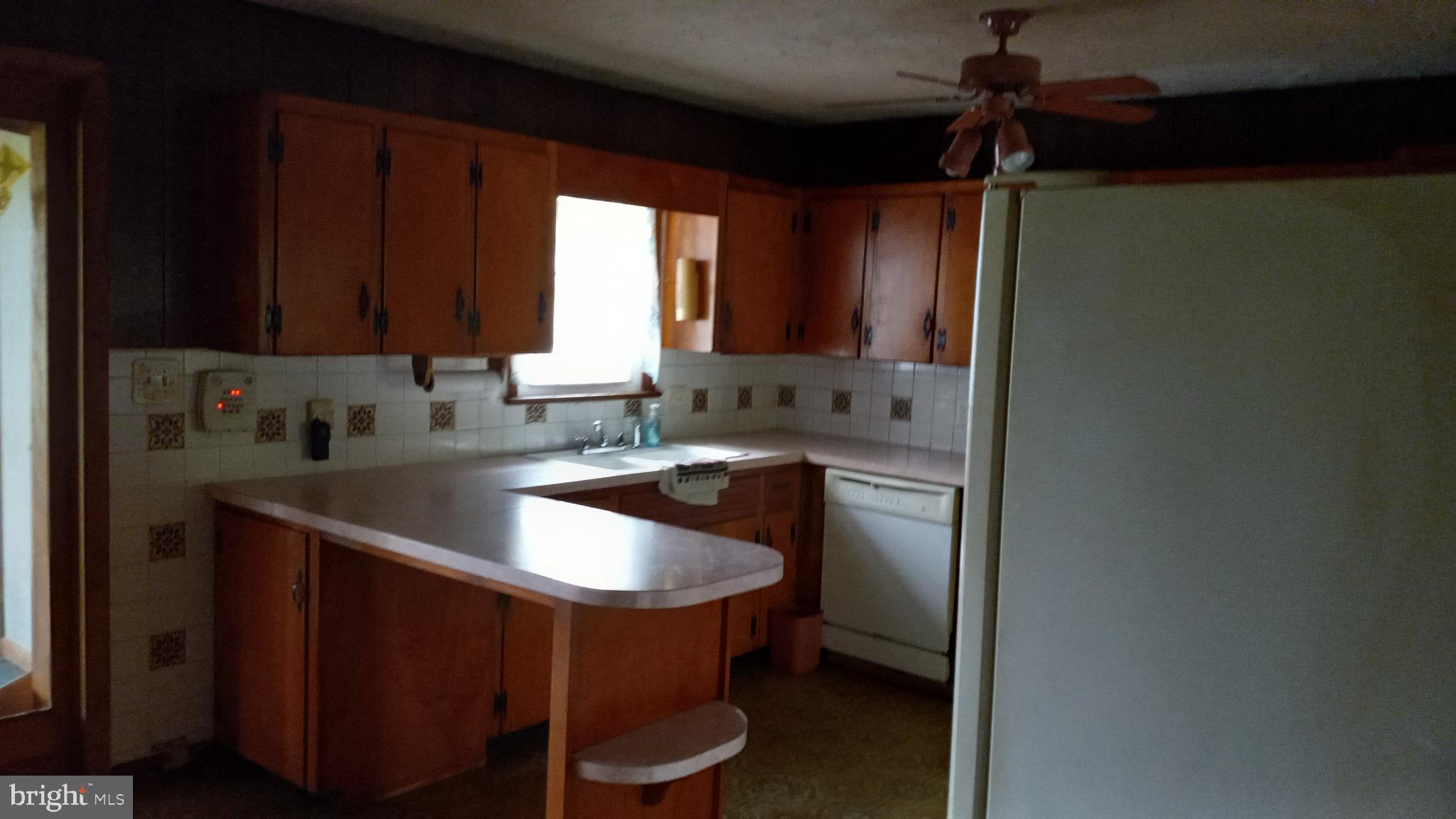 155 Barlow Road Gettysburg, PA 17325 - Photo 3 of 8