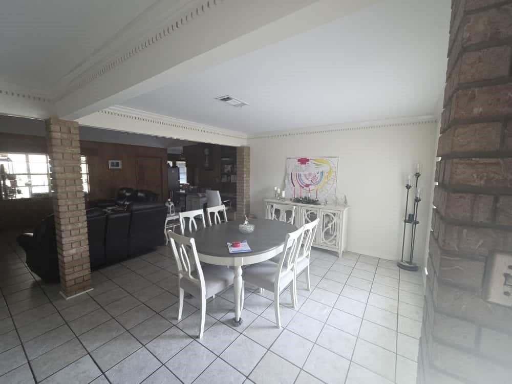 252 Parkside Loop Brookeland, TX 75931 - Photo 7 of 22 a dining room with furniture and window