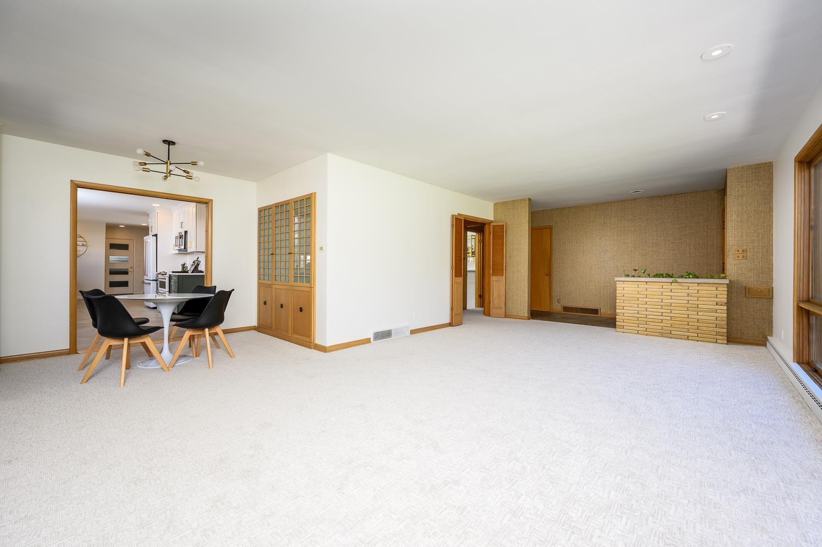 3325 South Washington Road Fort Wayne, IN 46802 - Photo 8 of 36