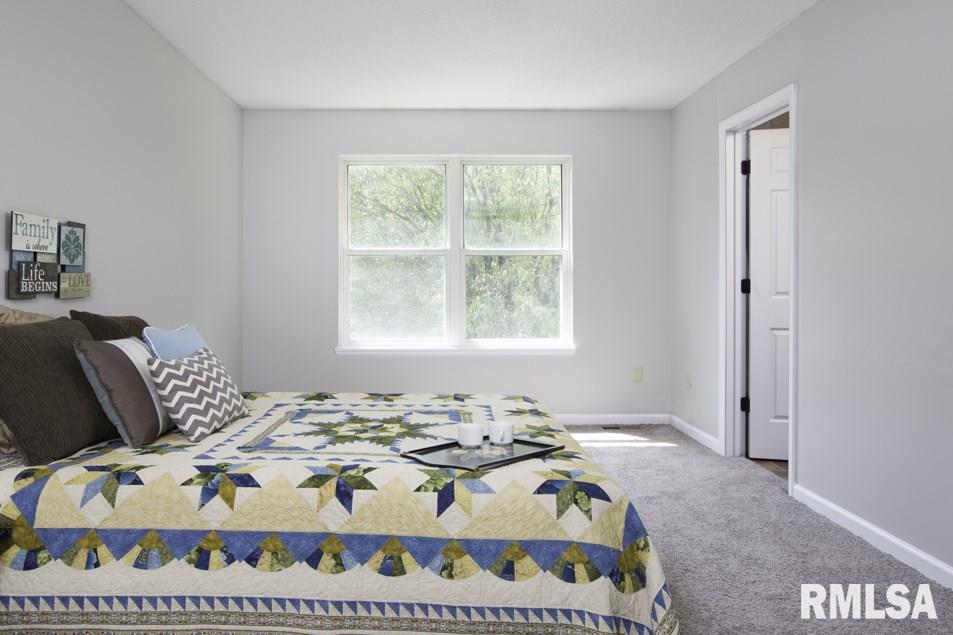 422 West Timber Ridge Drive Peoria, IL 61615 - Photo 25 of 34 Gallery Image 25