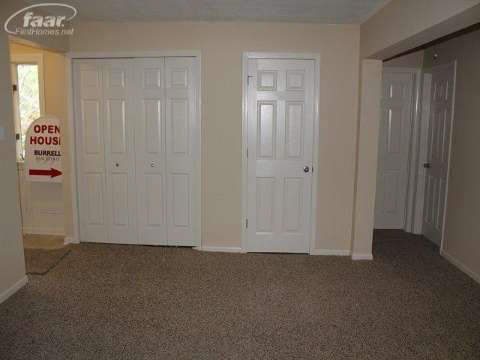 10184 North Clio Road Clio, MI 48420 - Photo 13 of 66 20403918-12.JPG