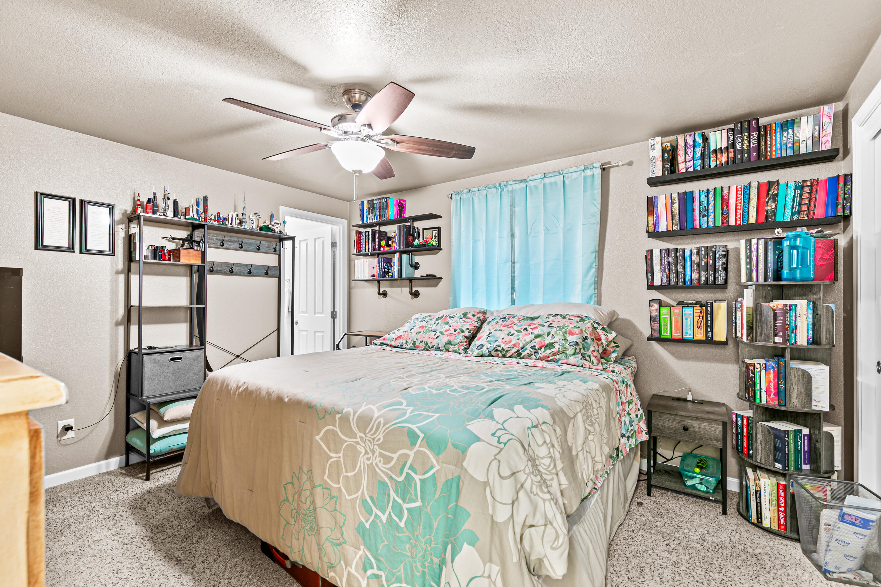 3712 Colver Road Phoenix, OR 97535 - Photo 12 of 38 Master bedroom 1