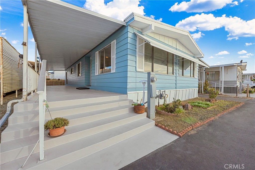 950 California Street, Unit 82 Calimesa, CA 92320 - Photo 36 of 49 a view of the terrace