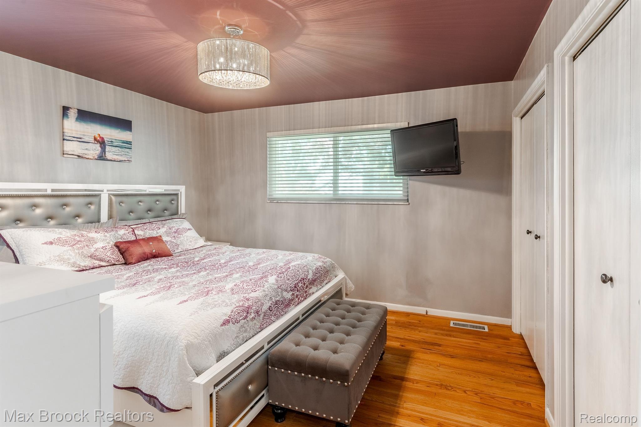 2056 Derby Road Birmingham, MI 48009 - Photo 13 of 25