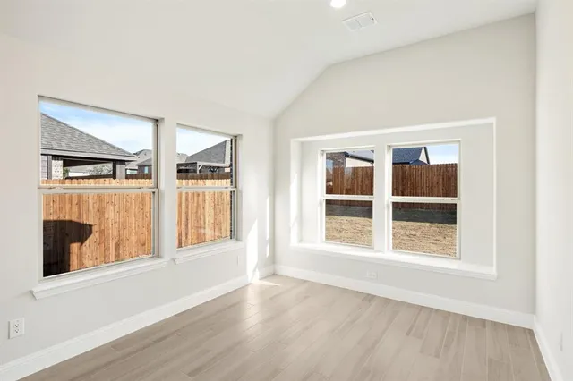 $430,000 | 175 Creekside Drive, Sanger, TX 76266