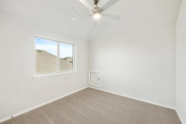 $430,000 | 175 Creekside Drive, Sanger, TX 76266