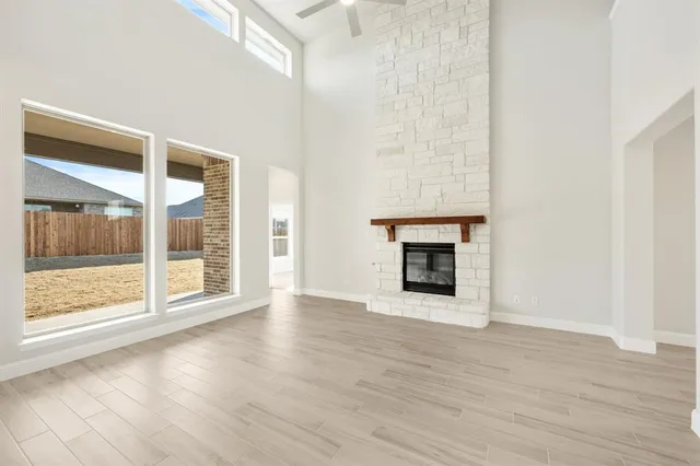 $430,000 | 175 Creekside Drive, Sanger, TX 76266