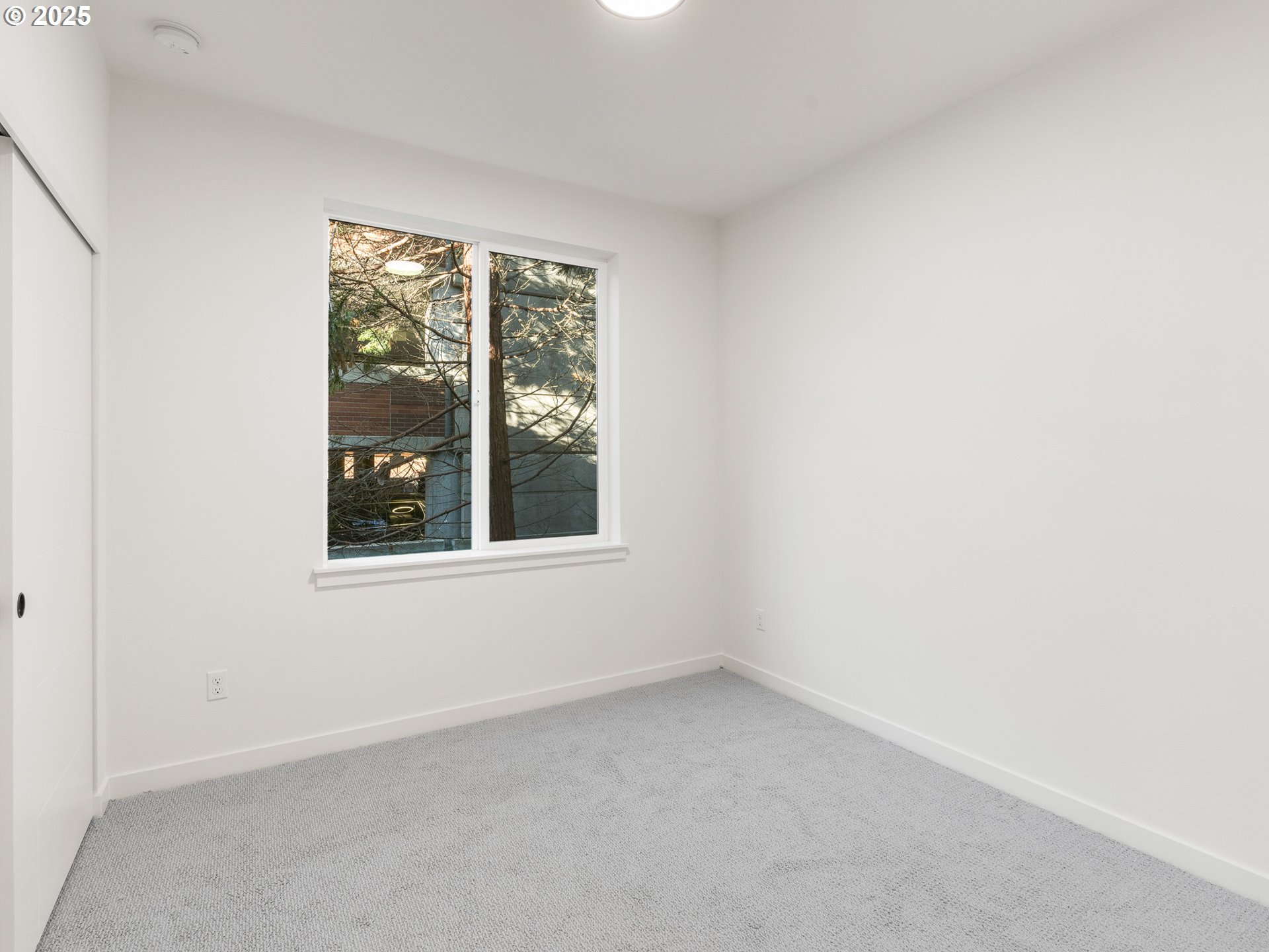 1327 Northeast 46th Avenue, Unit 6 Portland, OR 97213 - Photo 7 of 15
