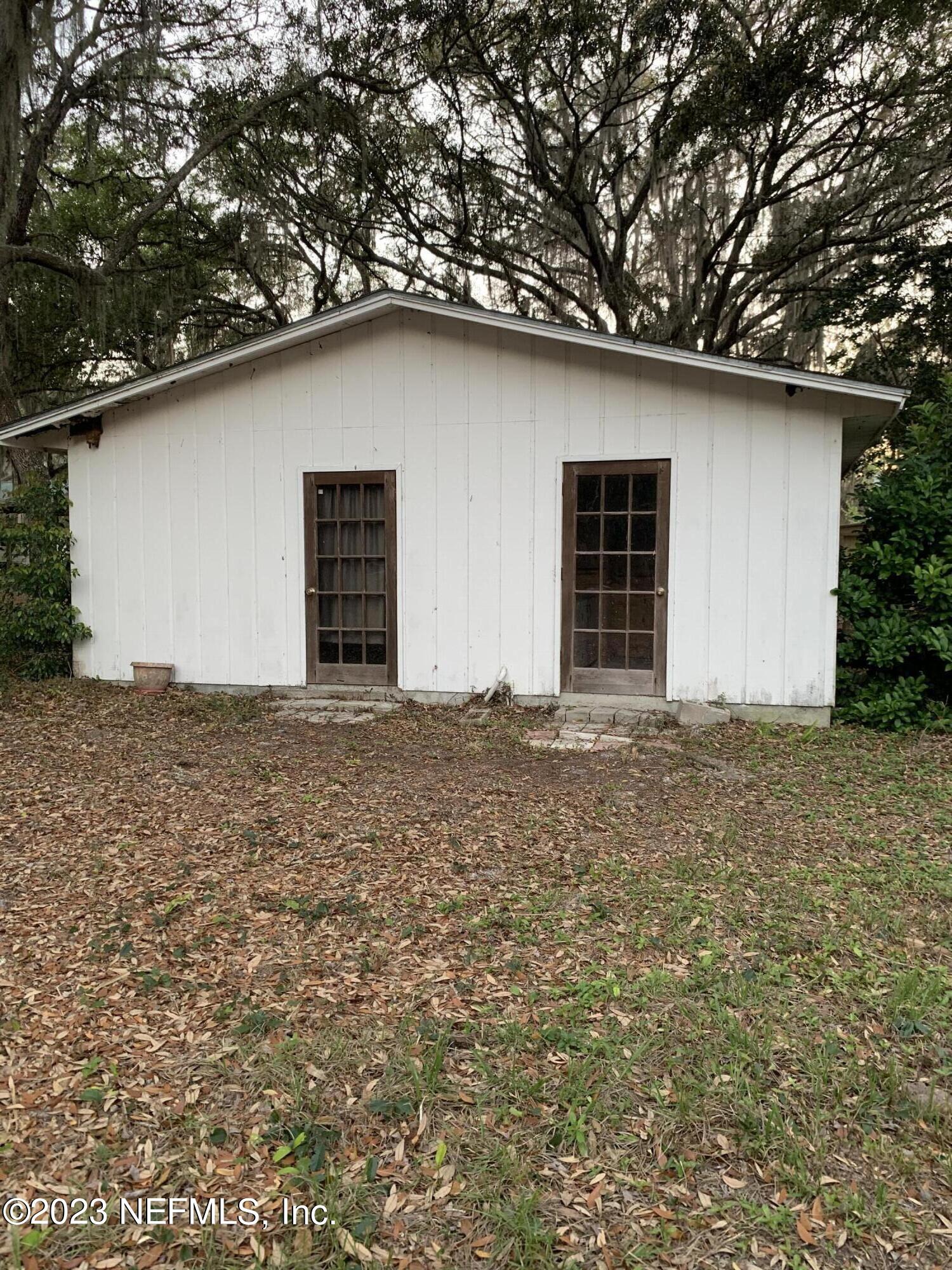 199 Clear Lake Road Crescent City, FL 32112 - Photo 27 of 30 GUEST HOUSE